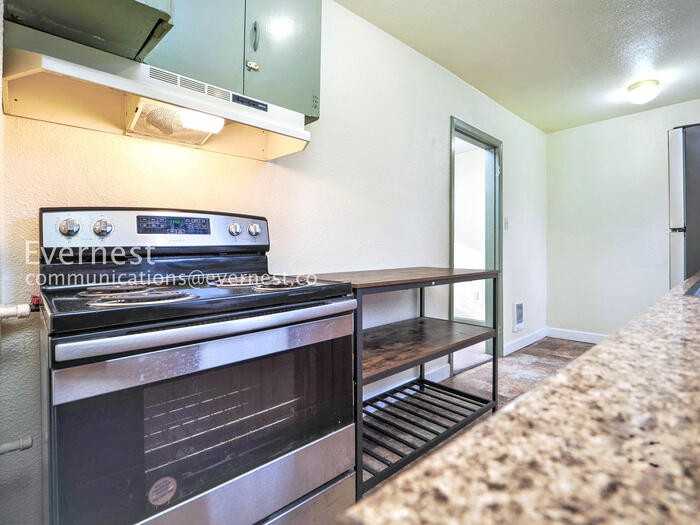 509 3rd St Sw - Photo 6 of 31