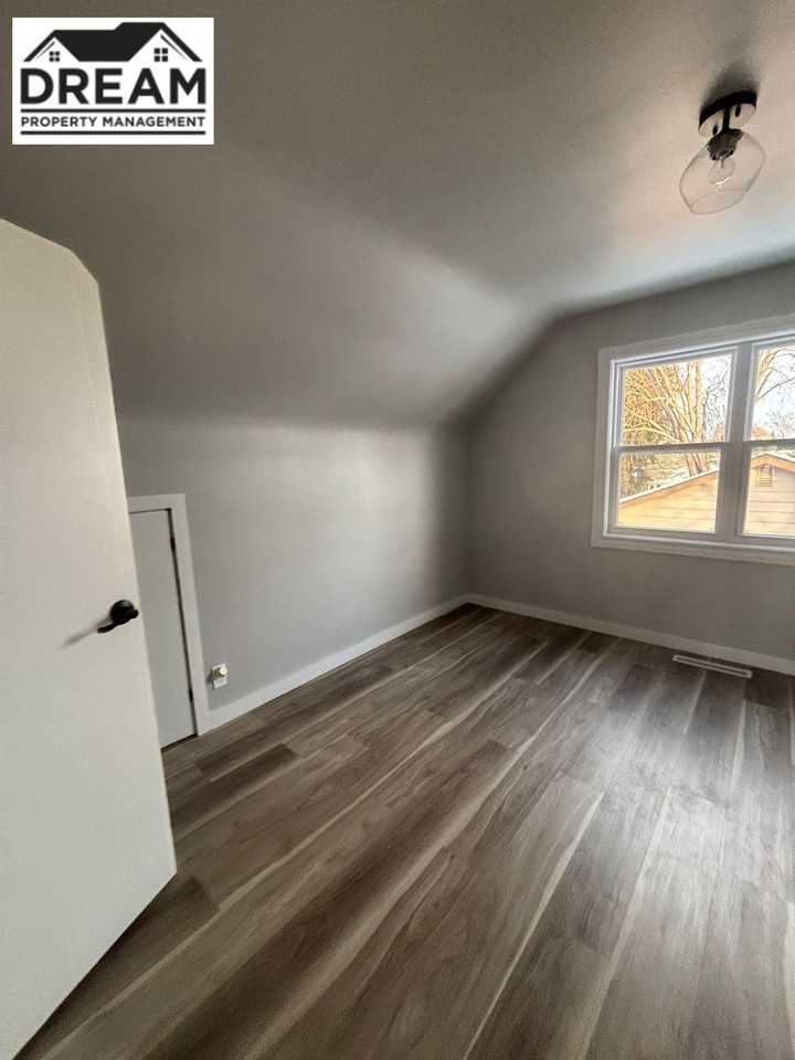 1241 Exmouth Street #1 - Photo 7 of 27