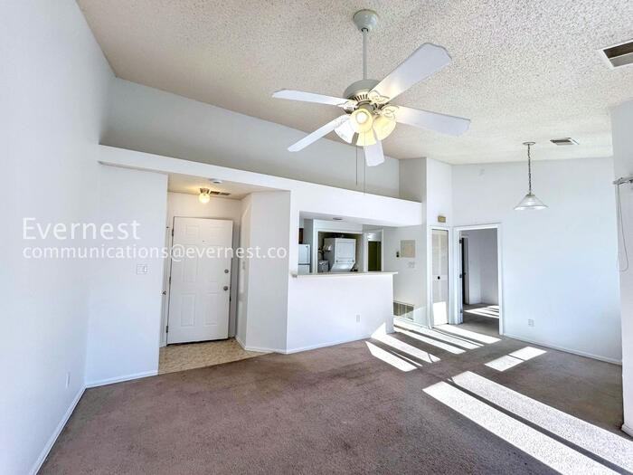 3700 Iguana Dr - Photo 2 of 20