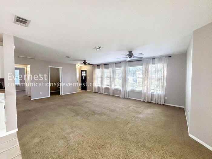 208 Panther Path - Photo 5 of 21