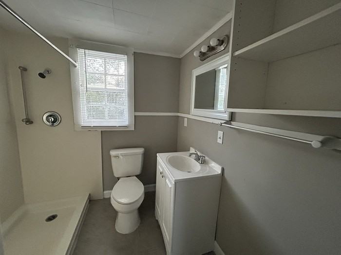 3309 Alabama Avenue Northeast - Photo 4 of 10