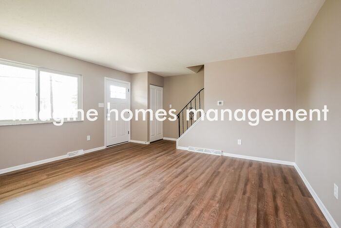 4008 Vira Road - Photo 4 of 15