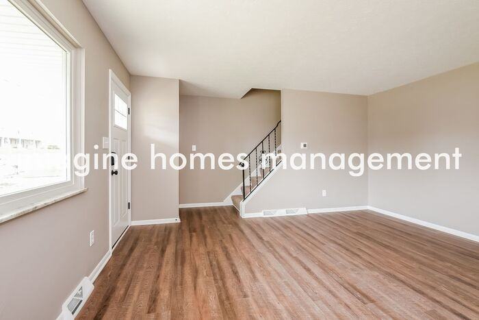 4008 Vira Road - Photo 5 of 15