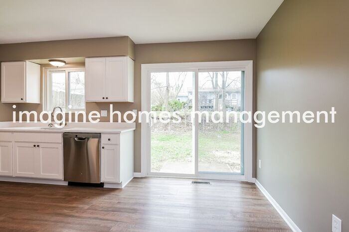 4008 Vira Road - Photo 6 of 15