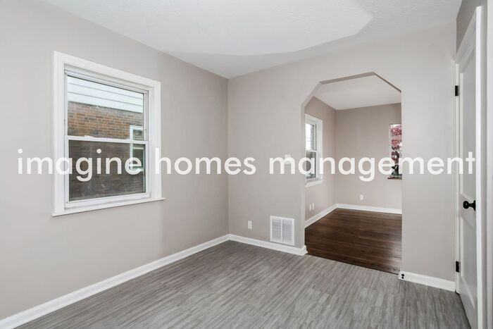 3776 Meadow Lark Lane - Photo 5 of 17