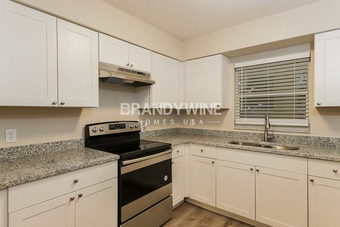 1603 1st Street Southeast - Photo 5 of 20