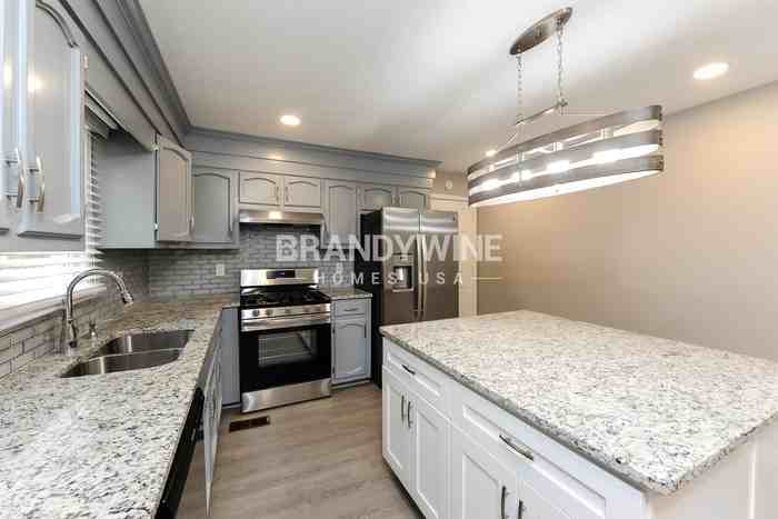 100 Crawford Circle - Photo 7 of 20