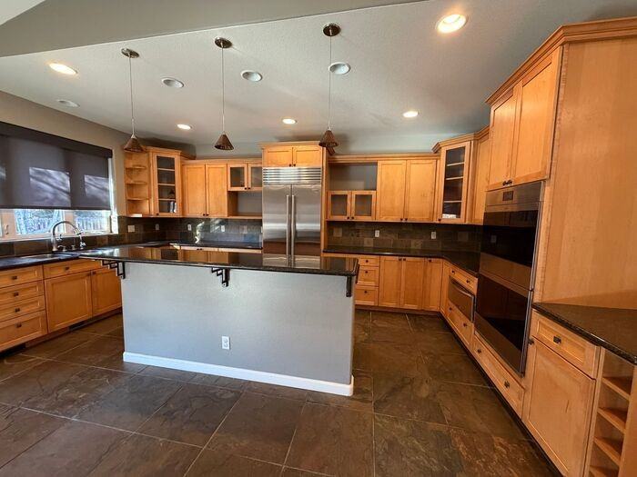 1199 Manzanita Ln - Photo 7 of 50