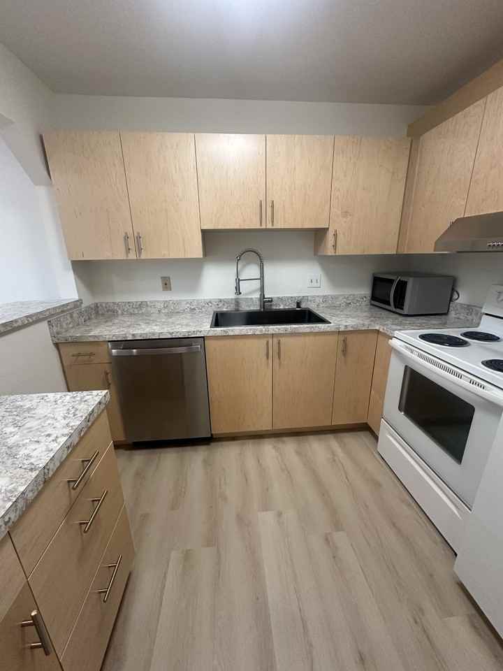 2526 West 27th Avenue - Photo 2 of 3