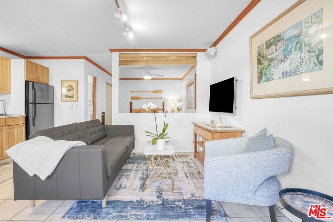 120 Fleet Street #C - Photo 5 of 23