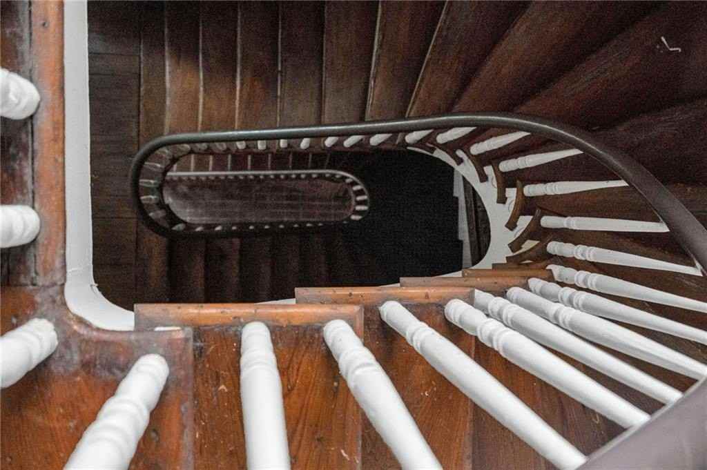 1029 Saint Peter Street - Photo 3 of 20