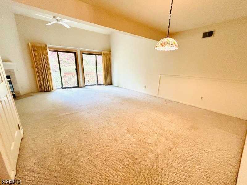 11 Sparrow Cir - Photo 3 of 8