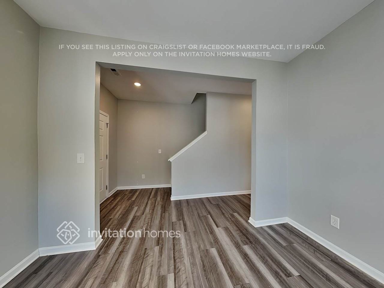 1003 Thorncroft Rd - Photo 7 of 22