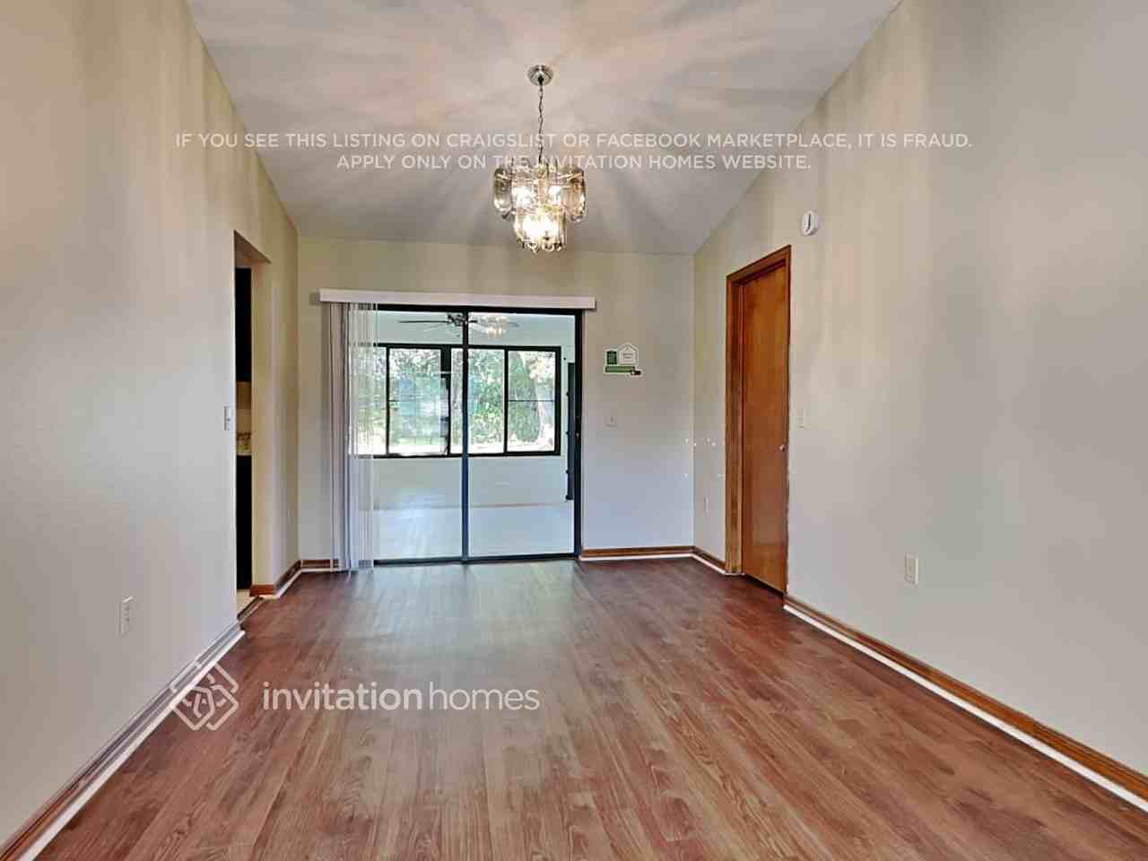 1060 Colony Arms Drive - Photo 5 of 20