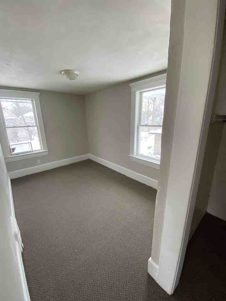 539 Isbell Street - Photo 7 of 9