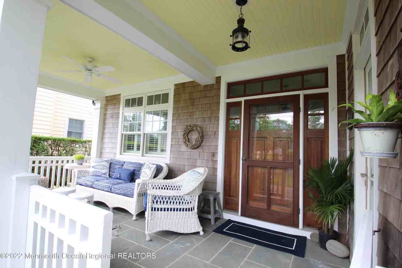 106 Stockton Blvd - Photo 4 of 27