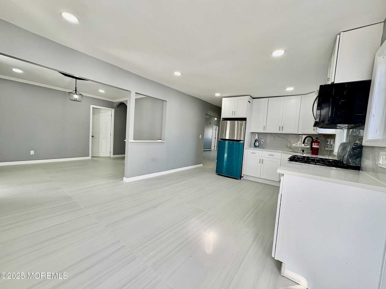 1712 Binnacle Road - Photo 7 of 9