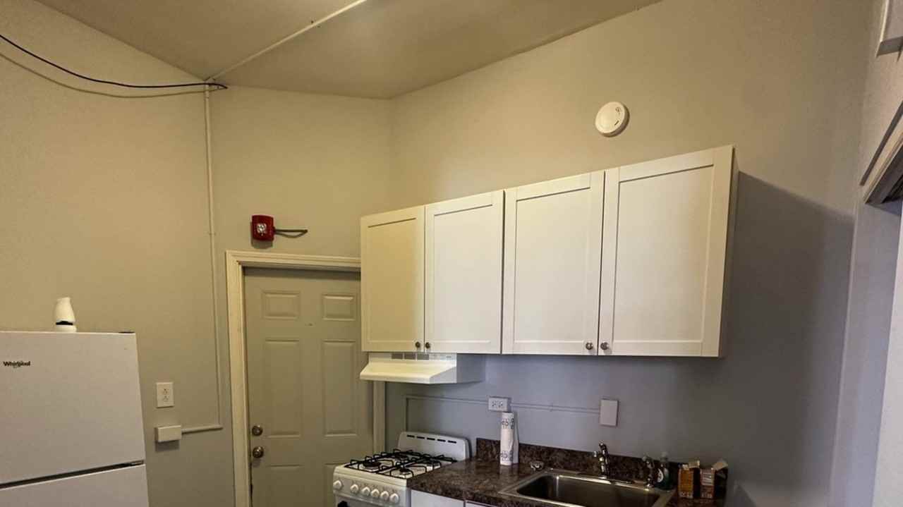 1028 South State Street #2 - Photo 4 of 6