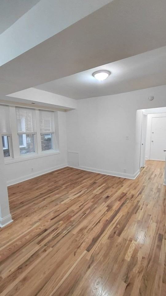 1101 North Avers Avenue #1 - Photo 3 of 9