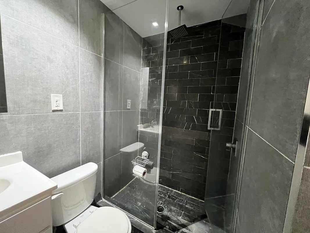 411 East 114th Street #17 - Photo 6 of 7