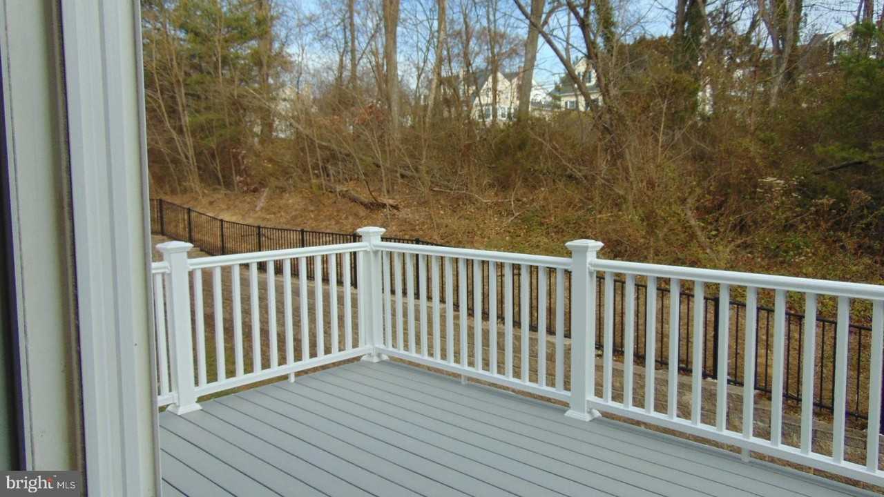 1813 Wind Gate Road - Photo 3 of 44