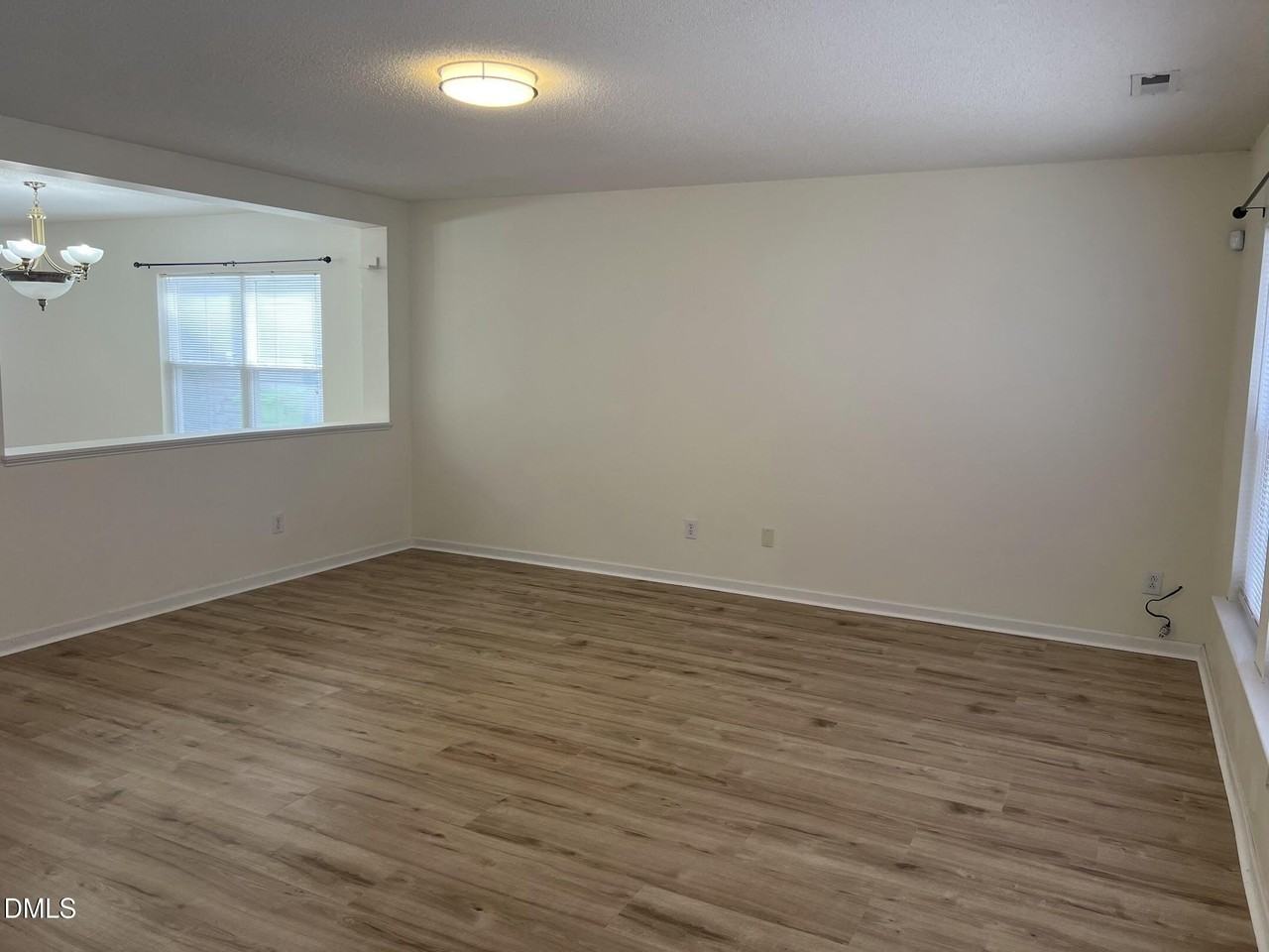 2920 Roundleaf Ct - Photo 3 of 42