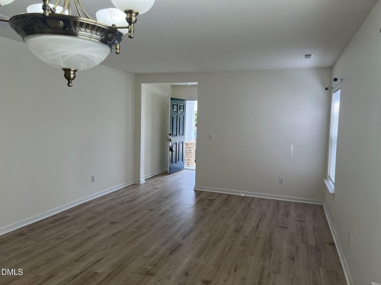 2920 Roundleaf Ct - Photo 6 of 42