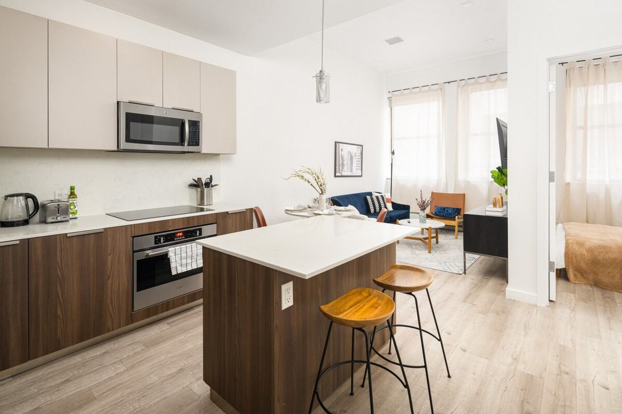 100 William St #1058799P - Photo 3 of 20