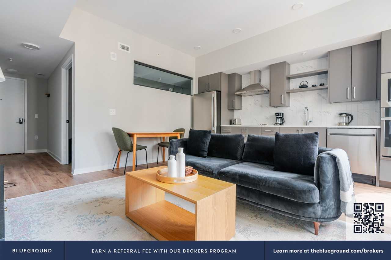 3275 Washington Boulevard - Photo 5 of 39