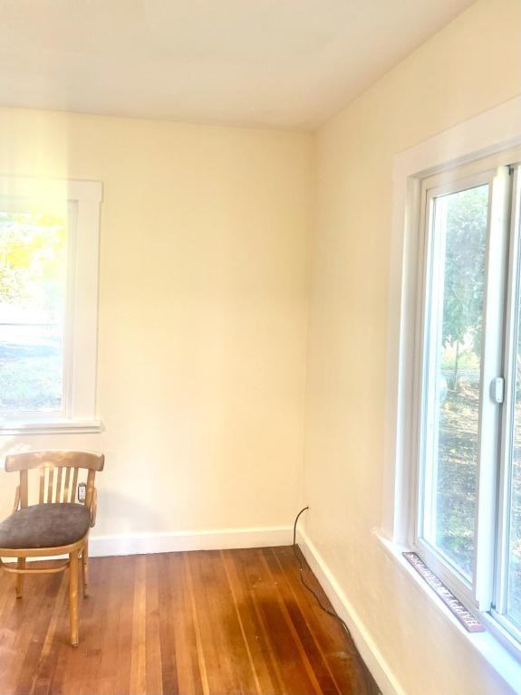 253 C Street - Photo 4 of 7