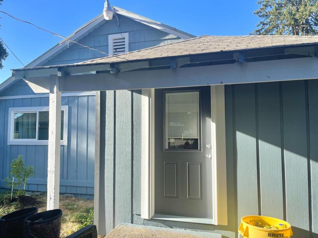 253 C Street - Photo 6 of 7