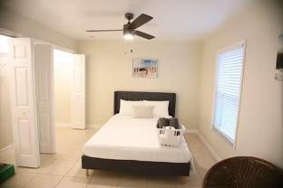 826 N Lincoln Ave - Photo 1 of 1