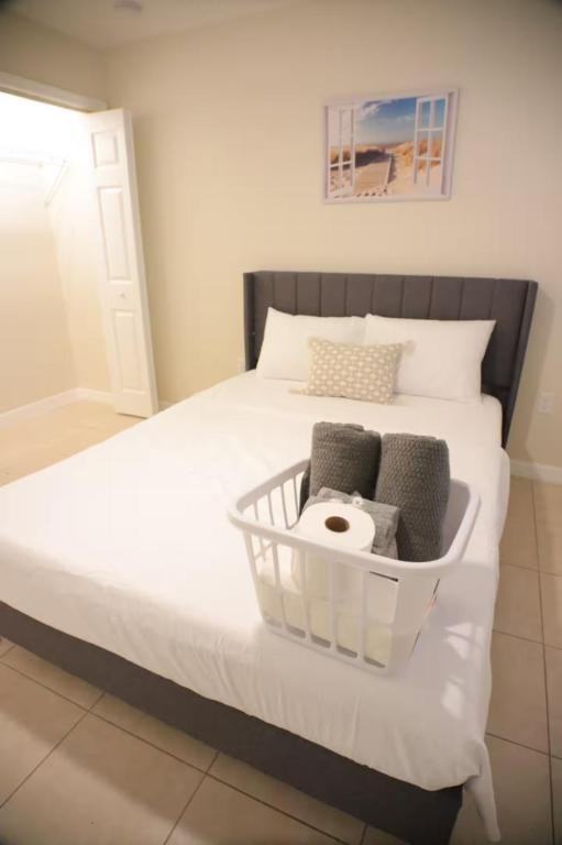 826 N Lincoln Ave - Photo 3 of 37