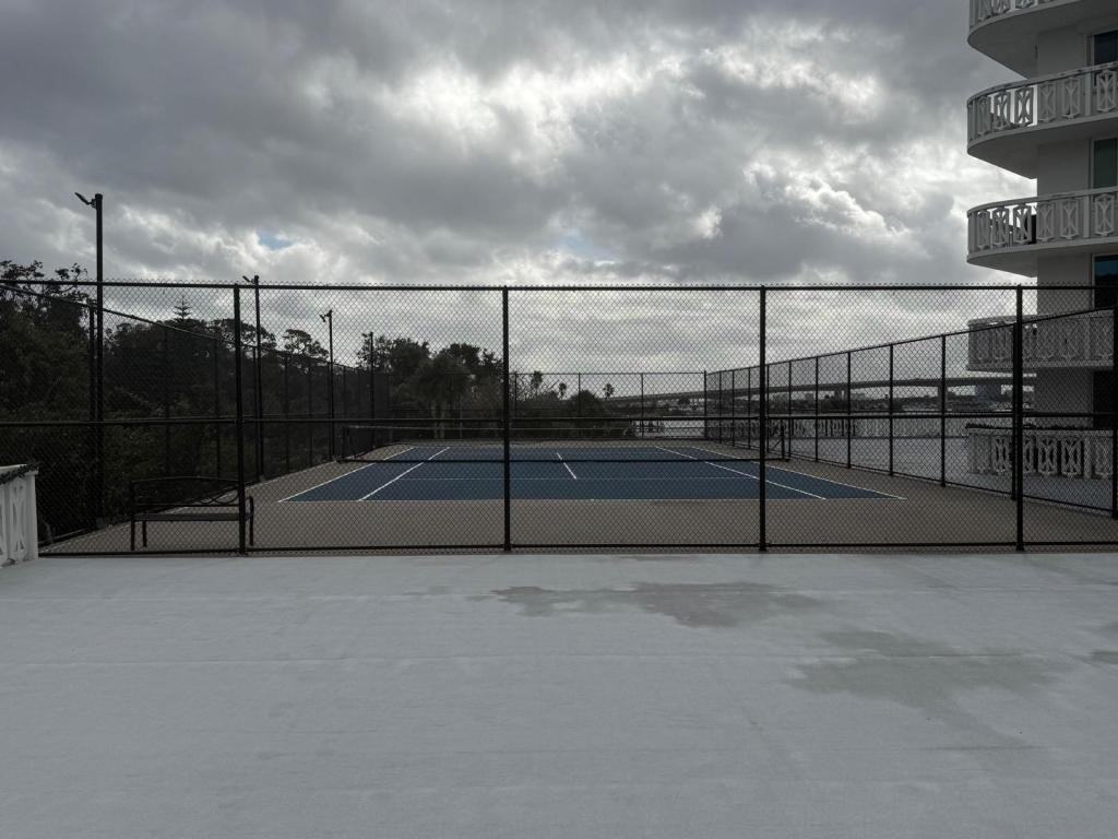 925 N Halifax Ave - Photo 2 of 44