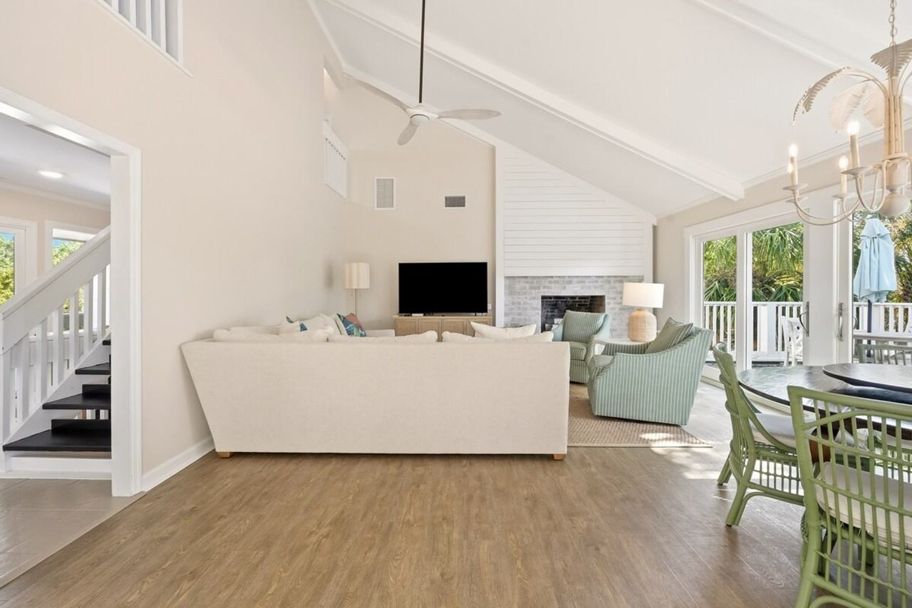 162 Pioneer Loop #1253399P - Photo 2 of 43