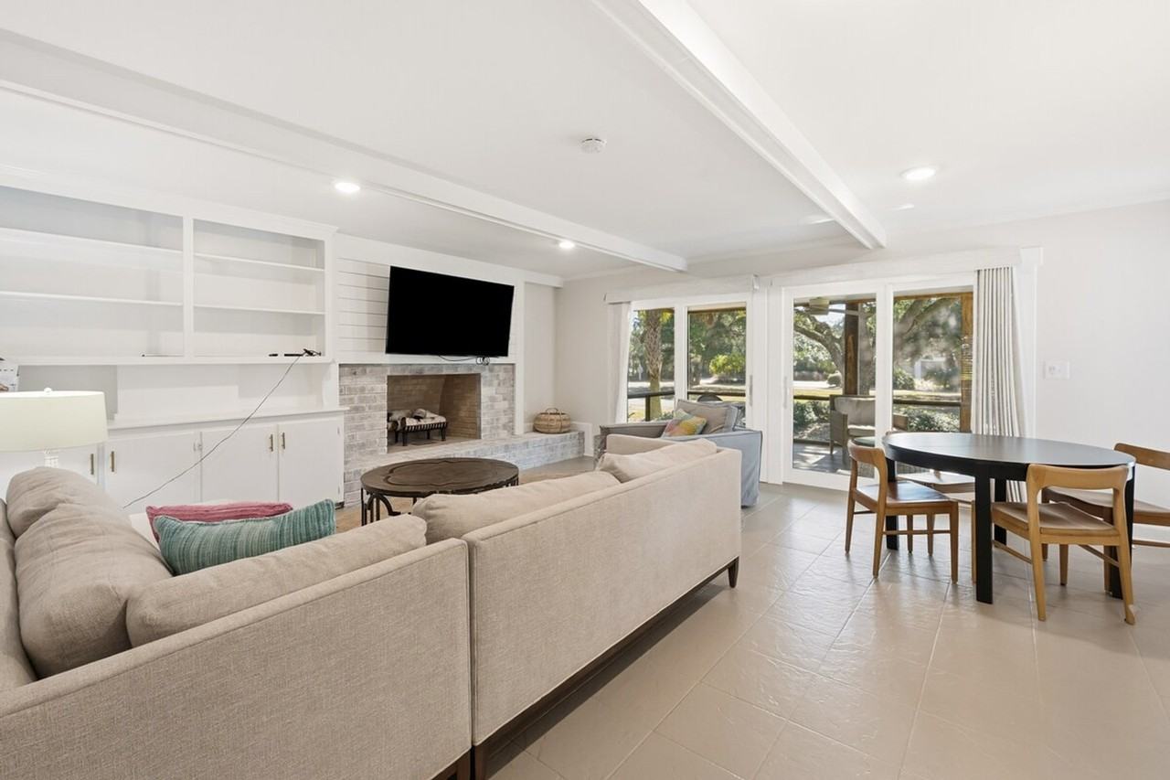 162 Pioneer Loop #1253399P - Photo 3 of 43