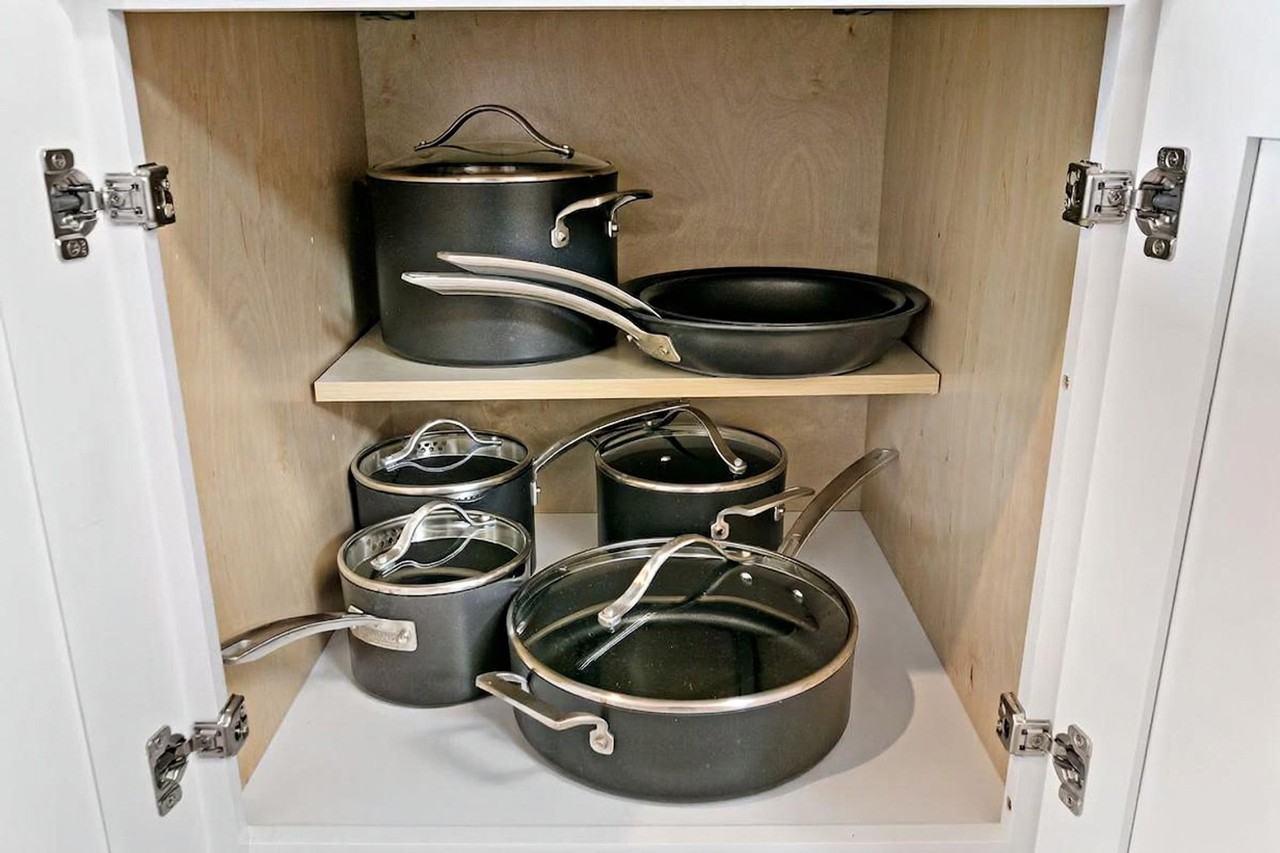 931 W Glen Flora Ave #1265541P - Photo 7 of 34