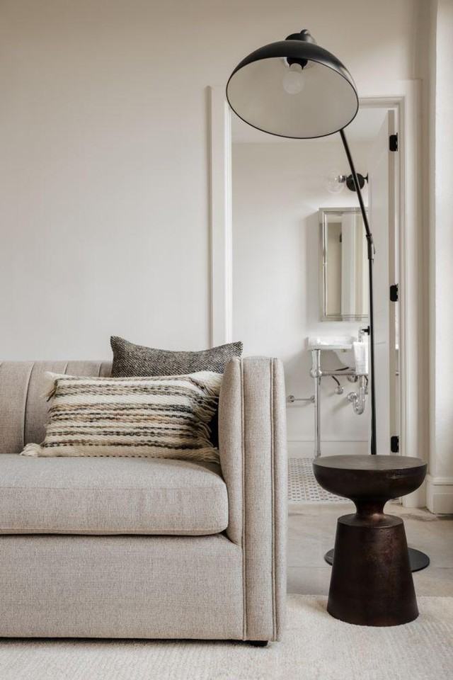 505 East Travis Street - Photo 7 of 23