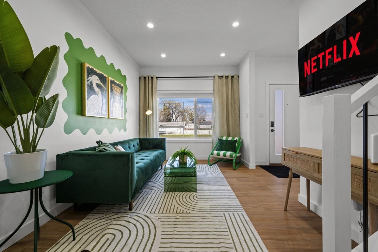 11017 155 St Nw #1308631P - Photo 2 of 43