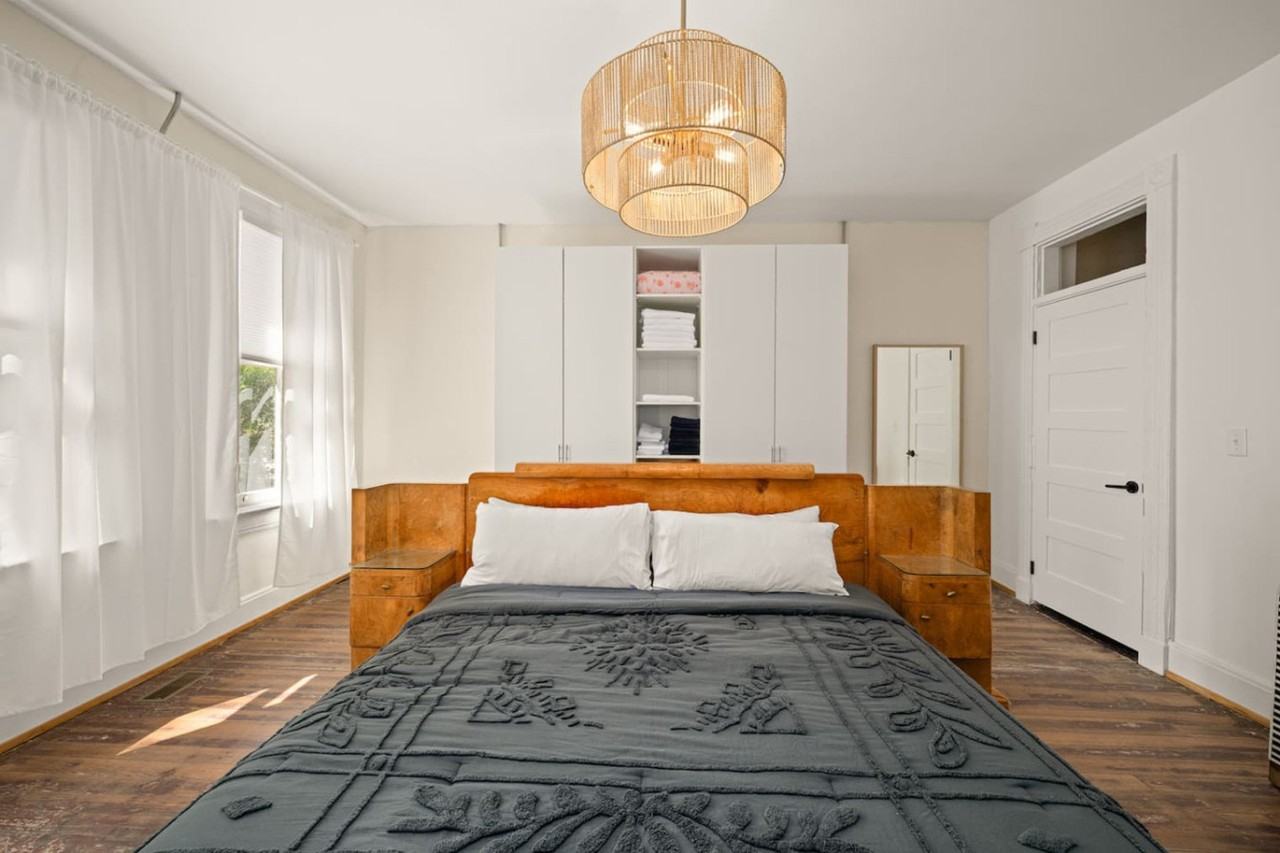 2 Hust Alley #1315617P - Photo 3 of 22