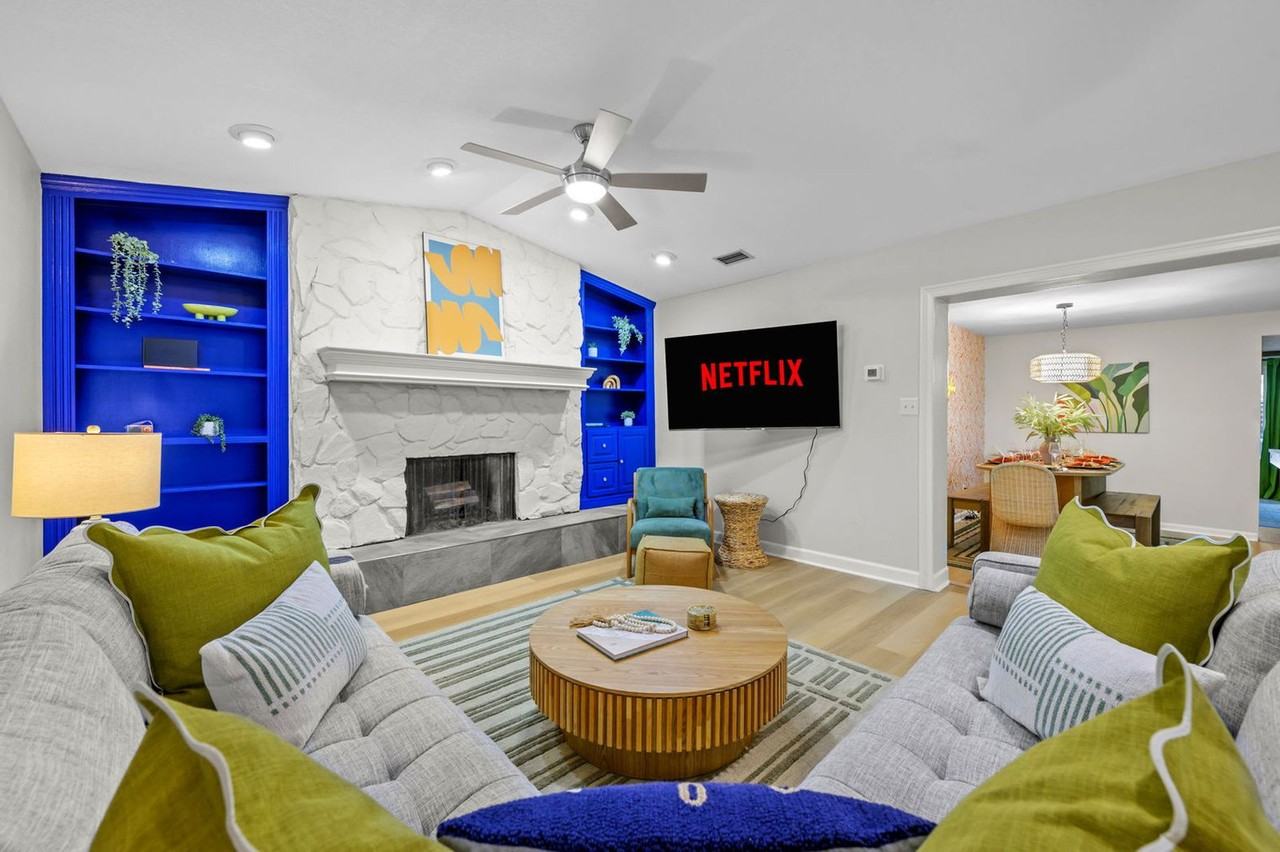 11950 117th Street North #1318703P - Photo 2 of 50