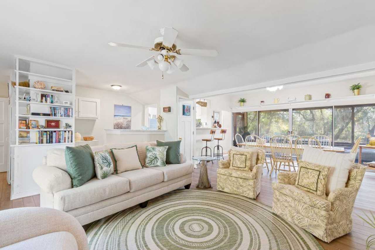 11520 Council Ln #1328675P - Photo 3 of 26