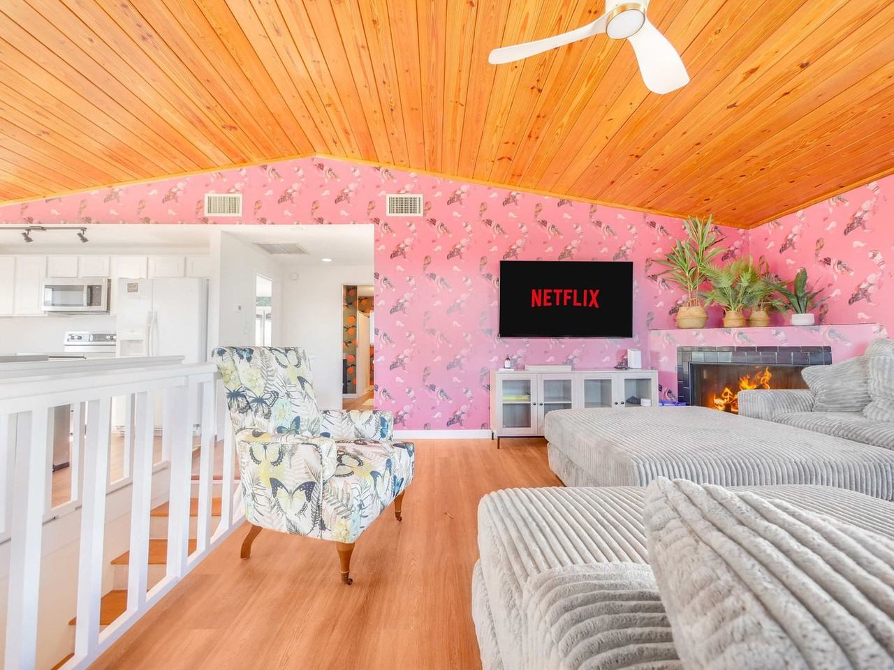 5537 Pelican Way #1336790P - Photo 2 of 45