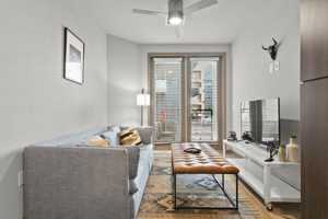 featured image of 390 N 2nd Ave