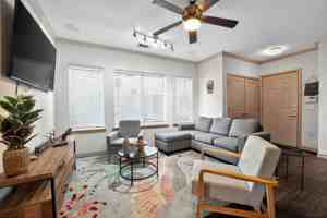 featured image of 800 West 26th Street