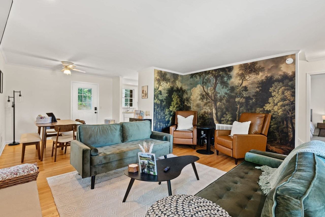 1516 Maple Street #1356269P - Photo 3 of 38