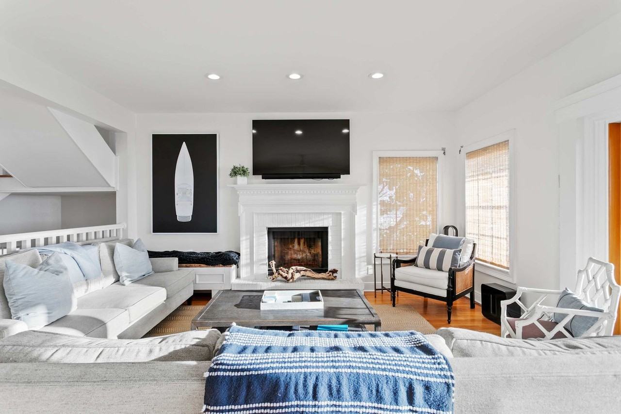 20060 Gulf Boulevard #1359848P - Photo 2 of 50