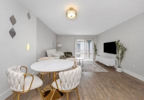 featured image of 4312 W Roland St