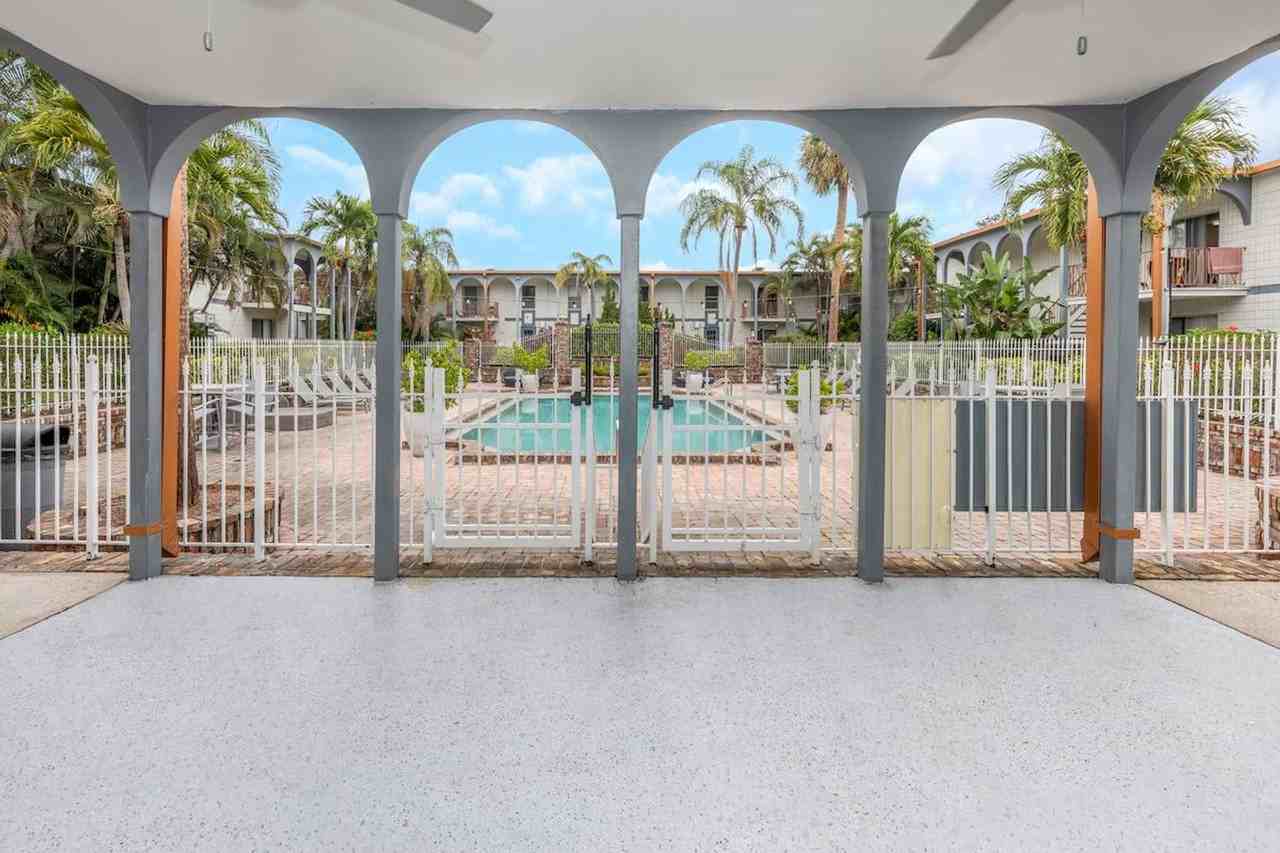 4301 West Cleveland Street #1365975P - Photo 4 of 46