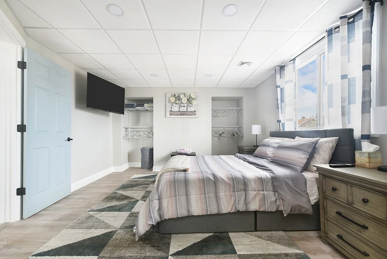 444 Oneida Street #1359752P - Photo 2 of 50